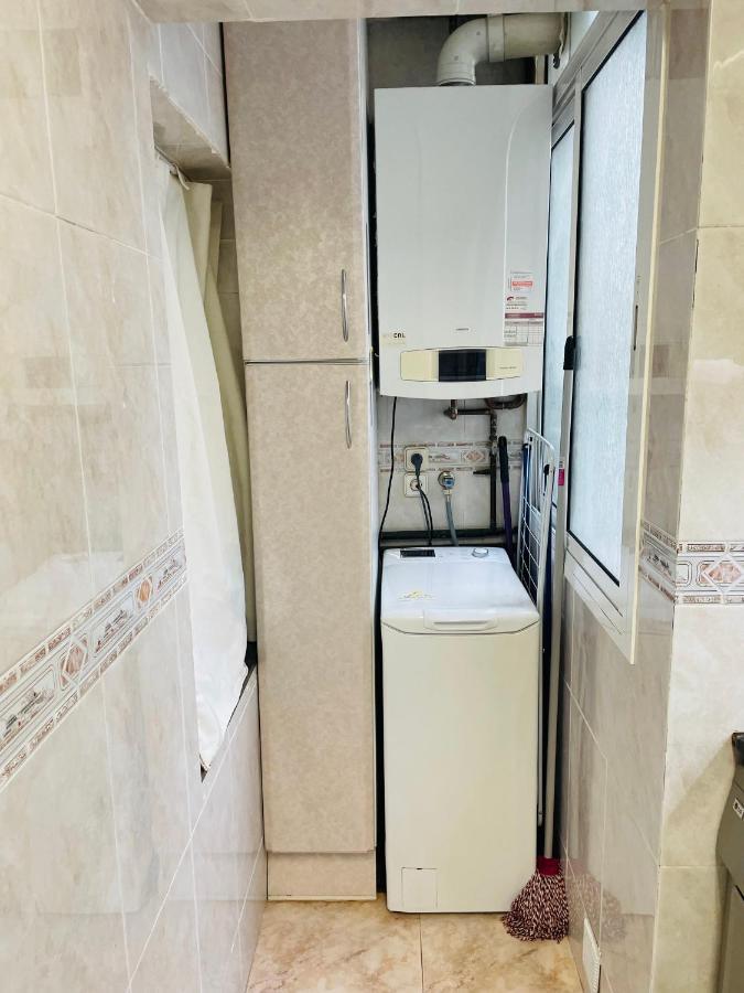 סנט אדריה דה בסוס Beach Apartment Barca 6 מראה חיצוני תמונה